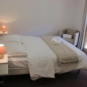 chalet-les-amis.hotels-rhonealpes.com/